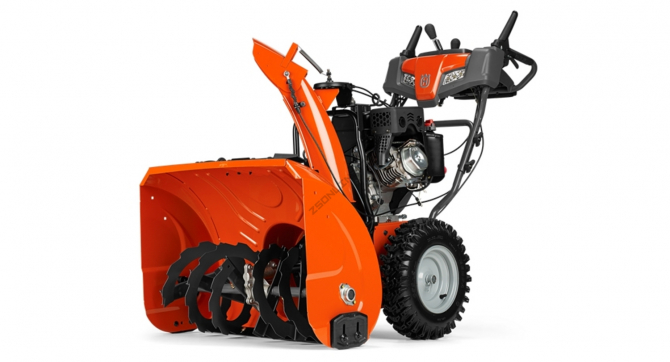 Снегоуборщик Husqvarna ST230P по выгодной цене в Новороссийске. Надежное качество и лучшие условия ждут вас.